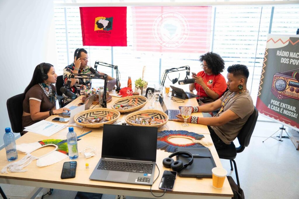 Rádio Nacional dos Povos concorre a prêmio de tecnologia social com rede de rádios indígenas e quilombolas